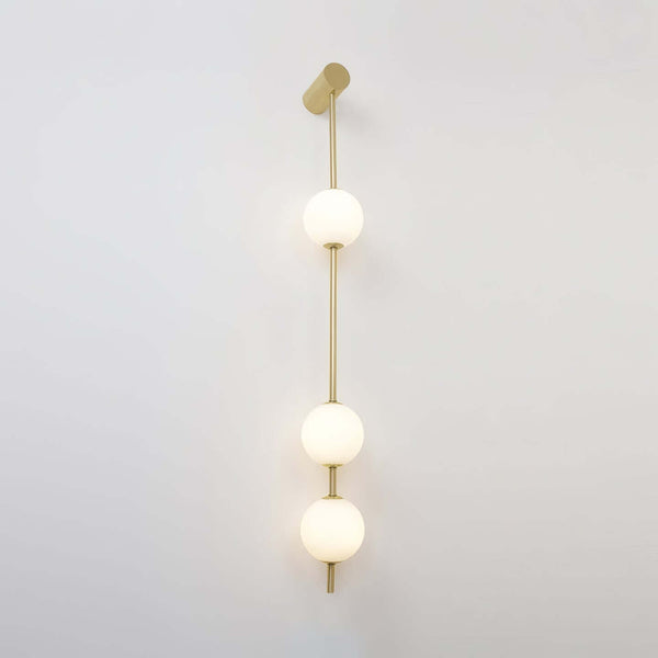 Caduta Wall Light – Elegant Spherical Glass & Gold Brass Wall Sconce | Alsolight