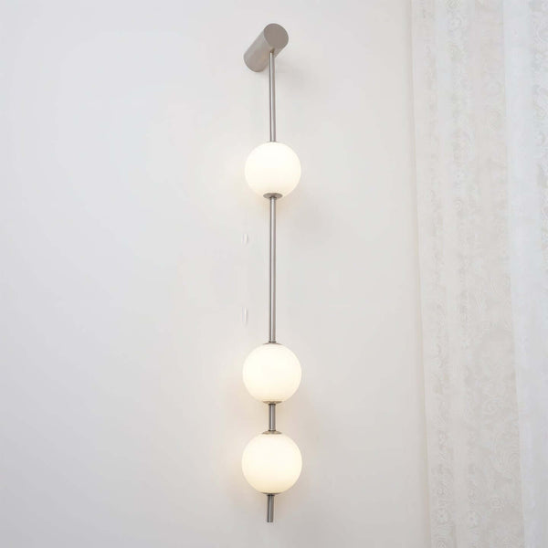 Caduta Wall Light – Elegant Spherical Glass & Gold Brass Wall Sconce | Alsolight