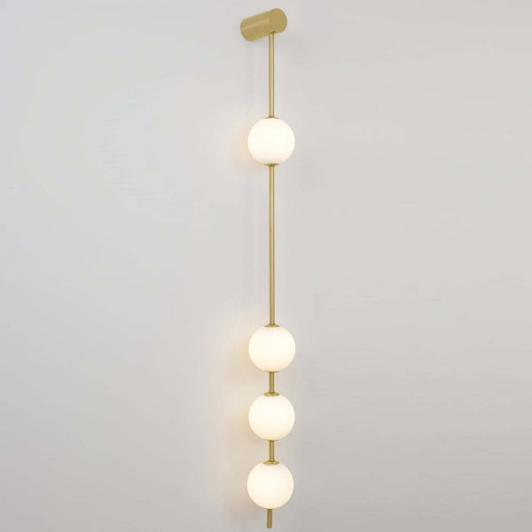 Caduta Wall Light – Elegant Spherical Glass & Gold Brass Wall Sconce | Alsolight