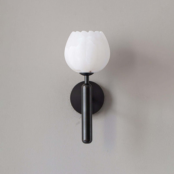 Fleur Wall Lamp – Elegant Flower-Shaped Alabaster Sconce in Brass | Alsolight