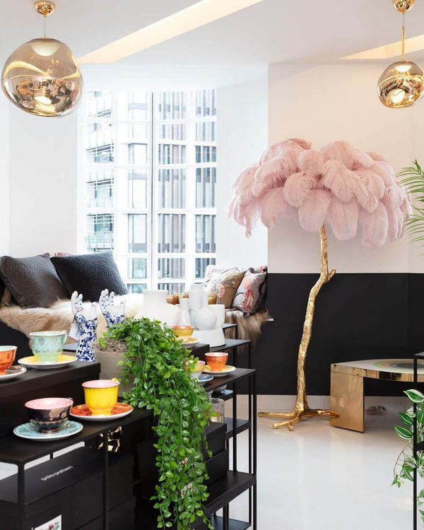 Panade Floor Lamp – Hand-Dyed Ostrich Feather Luxury Light | Alsolight